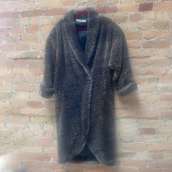 donnybrook Jackets & Blazers - Donnybrook leopard coat